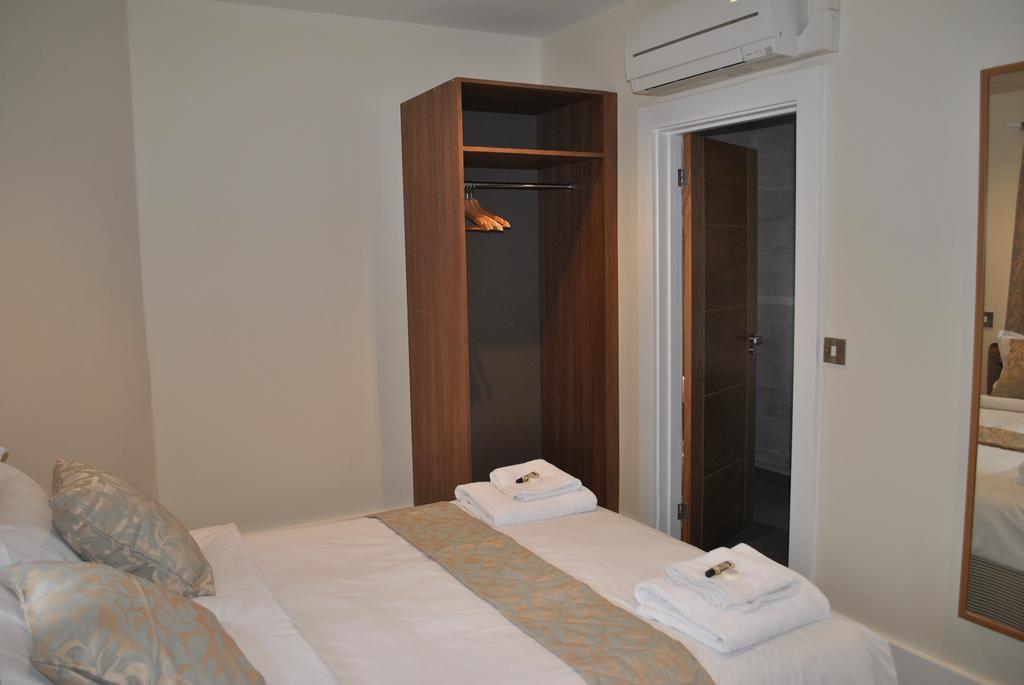 Dreams Hotel