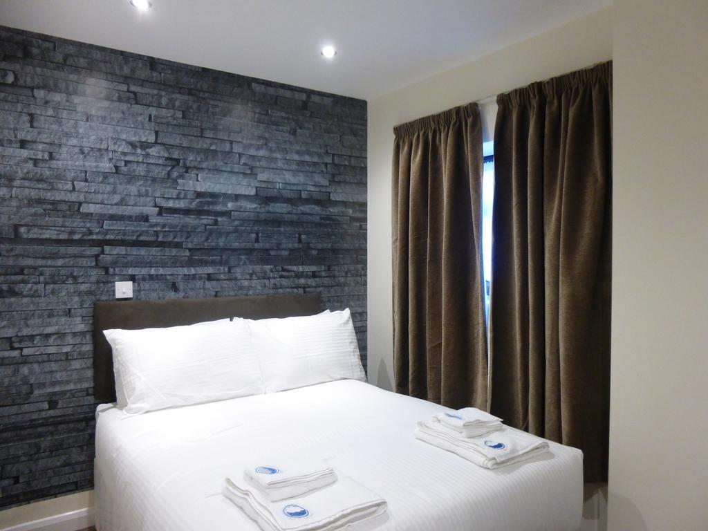 Dreams Hotel