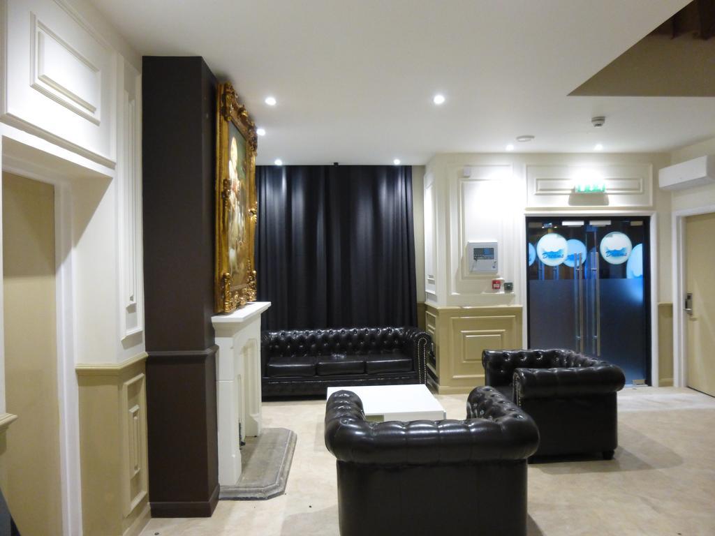 Dreams 3* Barking (Greater London)